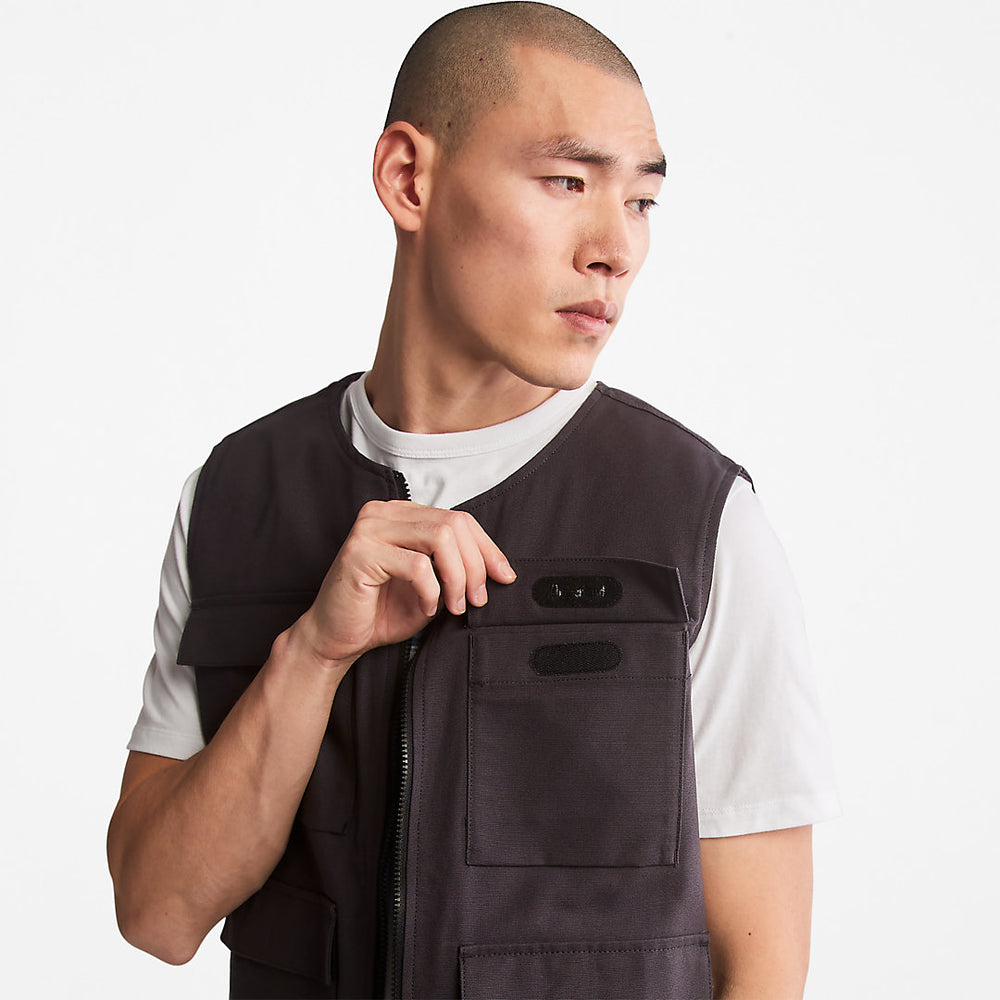 Progressive Utility Multi-Pocket Gilet for Men in Black Timberland Sale